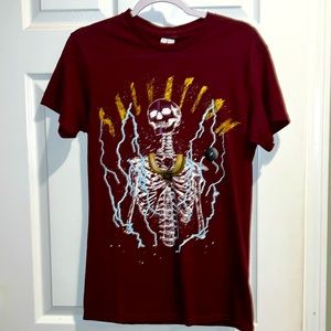 CVLA NWT Skeleton Salvation Mens Tee Size Small